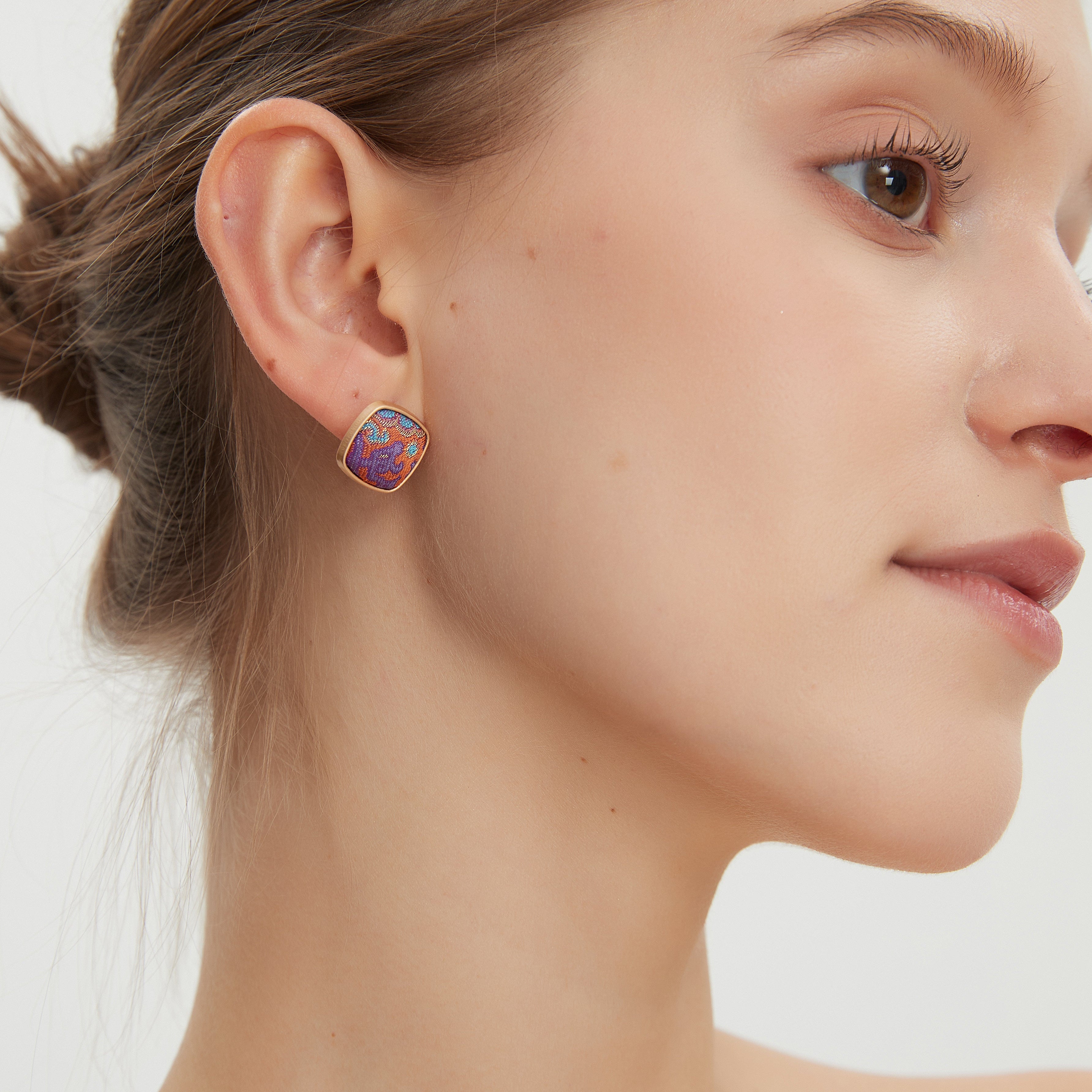 Square Stud Earrings • Song Brocade Purple Eight-Directional Halo Pattern • 18K Gold Plated